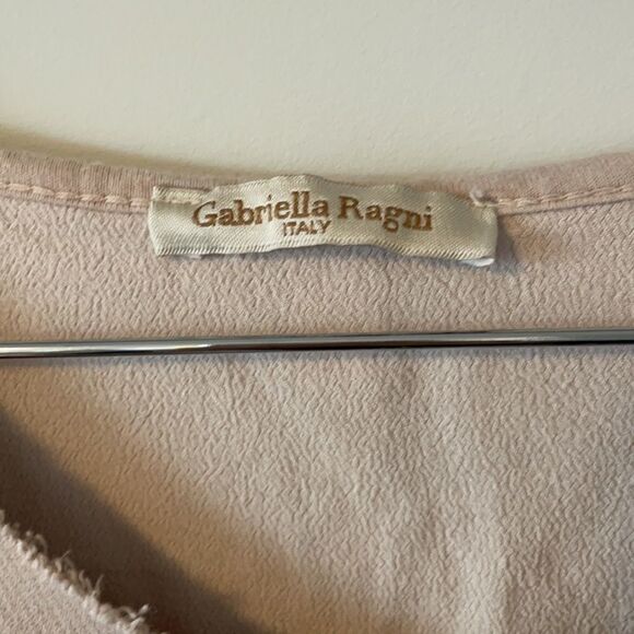 Gabriella Ragni vneck sweater blush pink with viscose cut out back size small - Picture 3 of 5